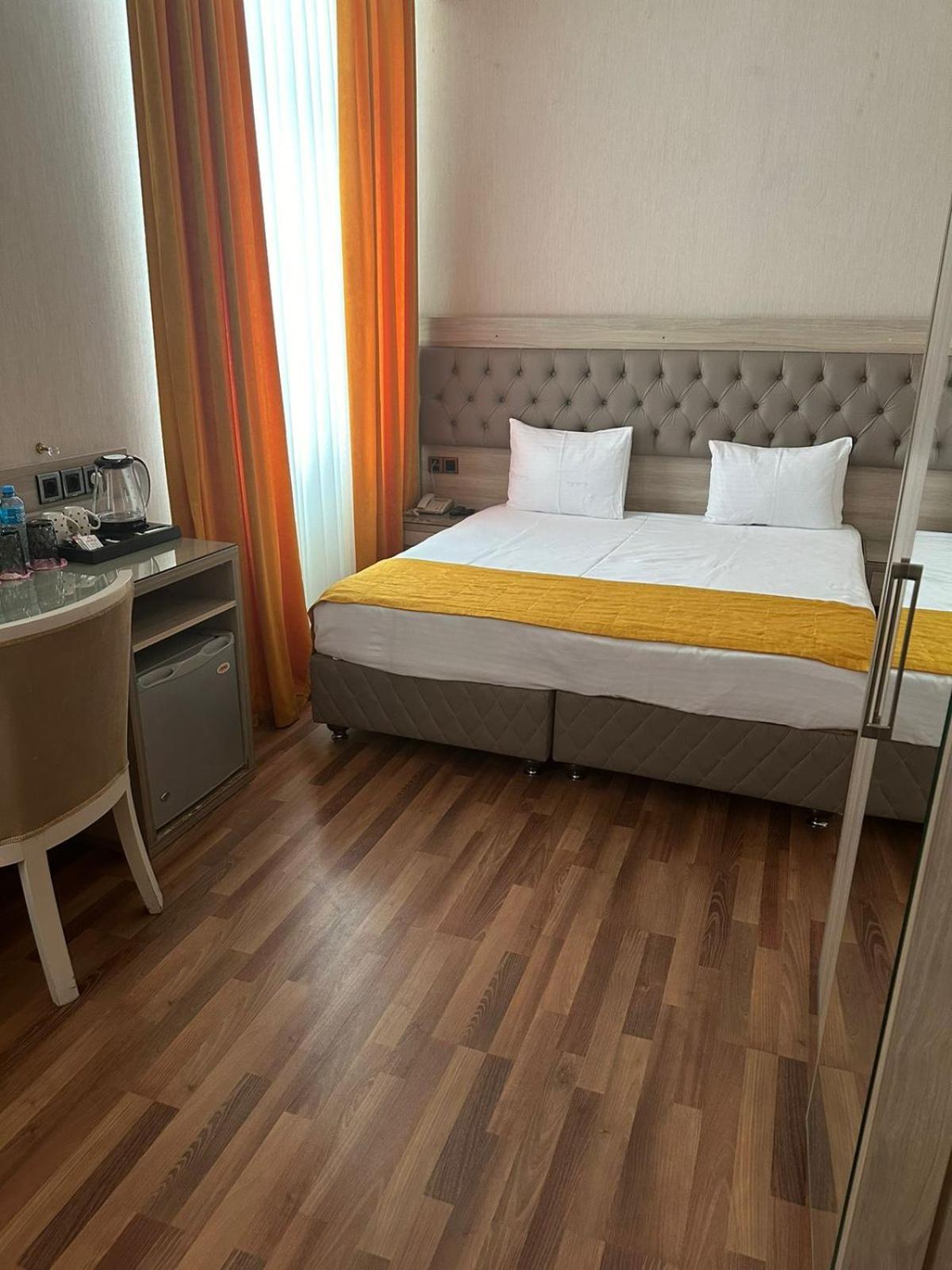Empire Hotel Baku Extérieur photo
